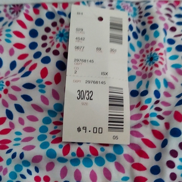 Multi-colored Pinwheel Print Panties - Picture 3 of 6